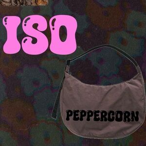 ISO don’t buy BAGGU Peppercorn large crescent Bag